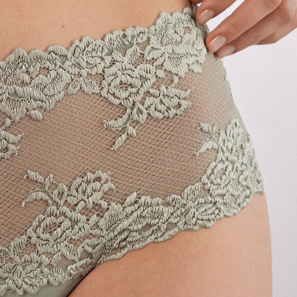 Intimissimi Pretty Flowers Briefs in Fade Green - Picture 4 of 7